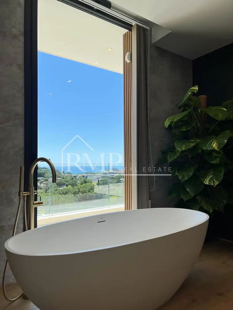 Vista exterior de Casa o chalet en venta en Sant Andreu de Llavaneres con Aire acondicionado, Calefacción y Jardín privado