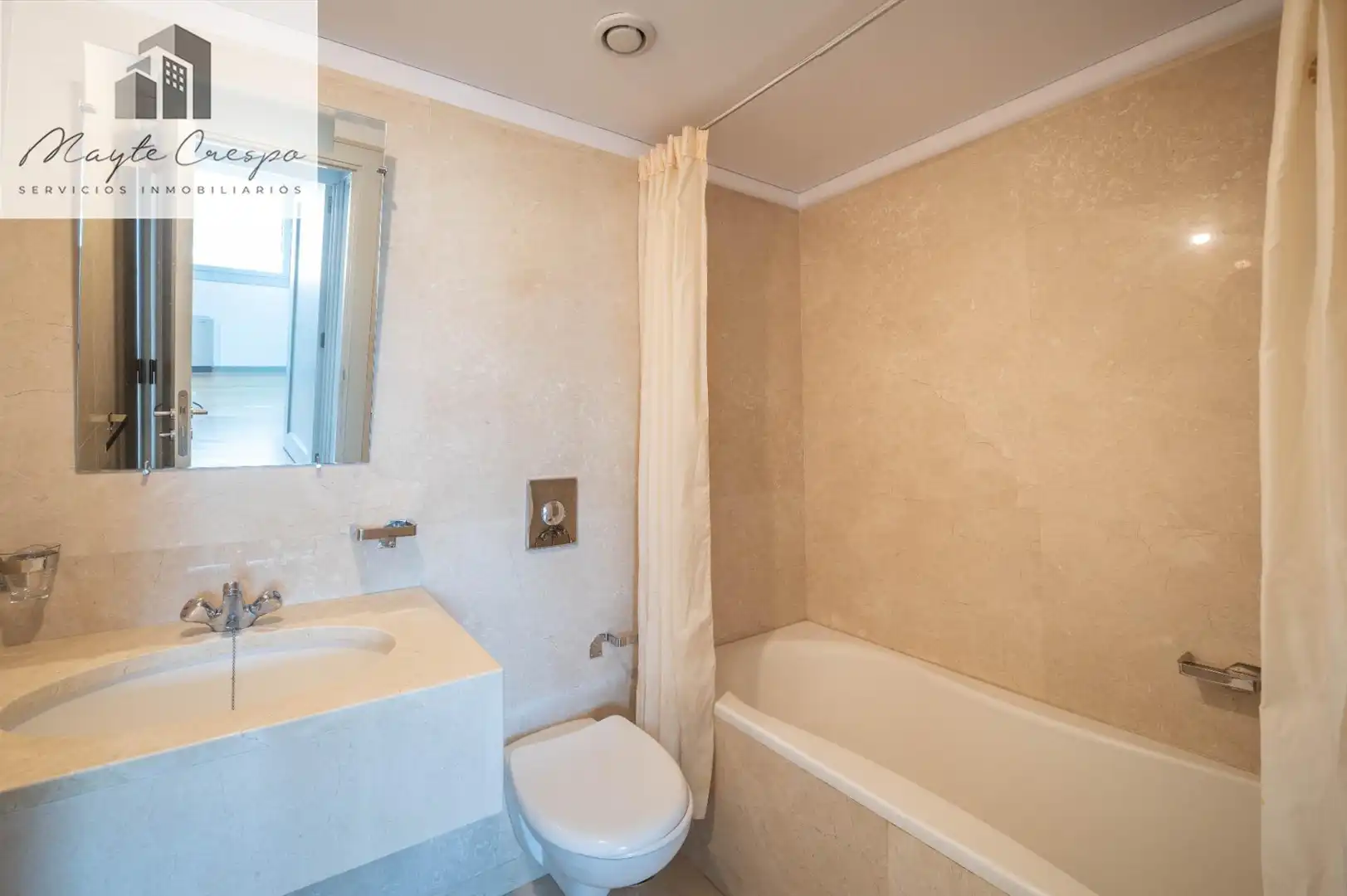 Piso con ascensor en venta en Calle Calle Acera del Darro 1, imagen 43