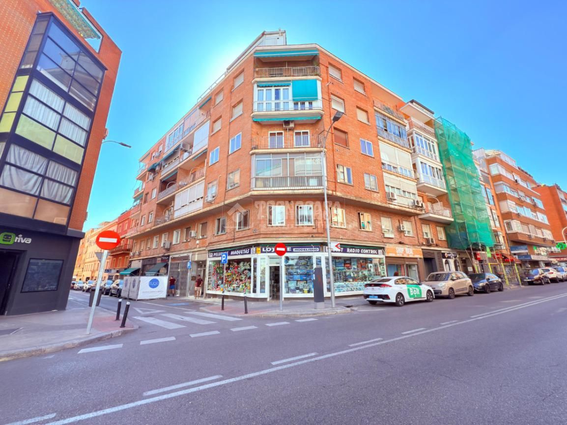 Vista exterior de Pis en venda en  Madrid Capital amb Aire condicionat i Calefacció