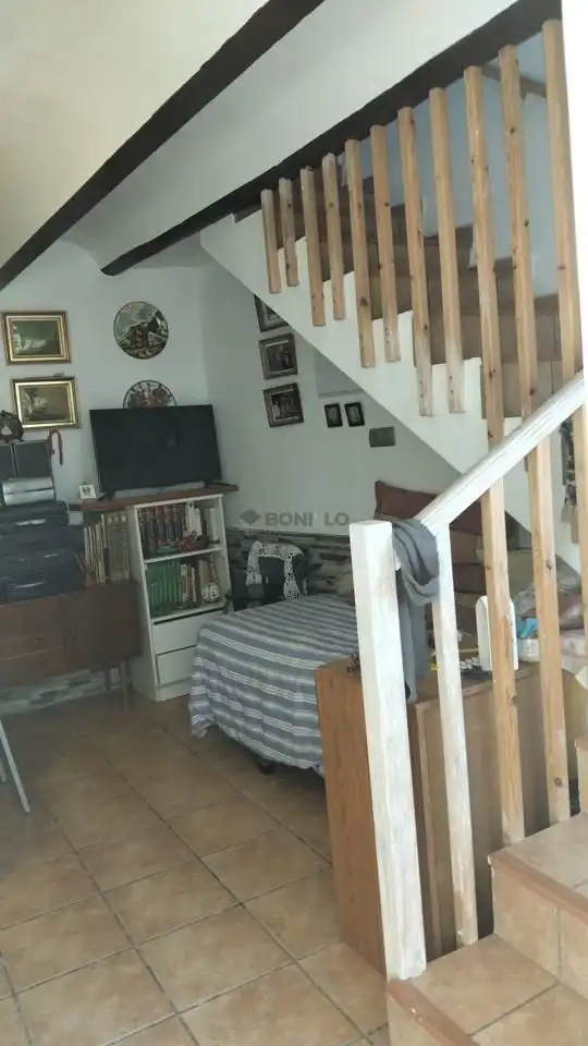 Wohnzimmer von Einfamilien-Reihenhaus zum Verkauf in Utrillas mit Klimaanlage, Heizung und Möbliert