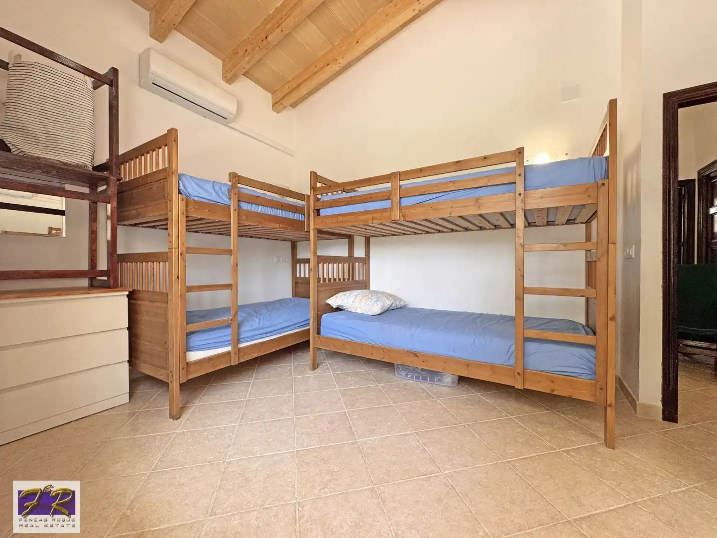 Dormitori de Casa o xalet en venda en Alcúdia amb Aire condicionat, Terrassa i Traster