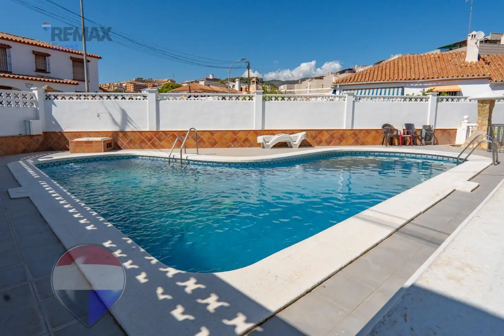 Piscina de Casa o xalet en venda en Rincón de la Victoria amb Aire condicionat, Jardí privat i Piscina