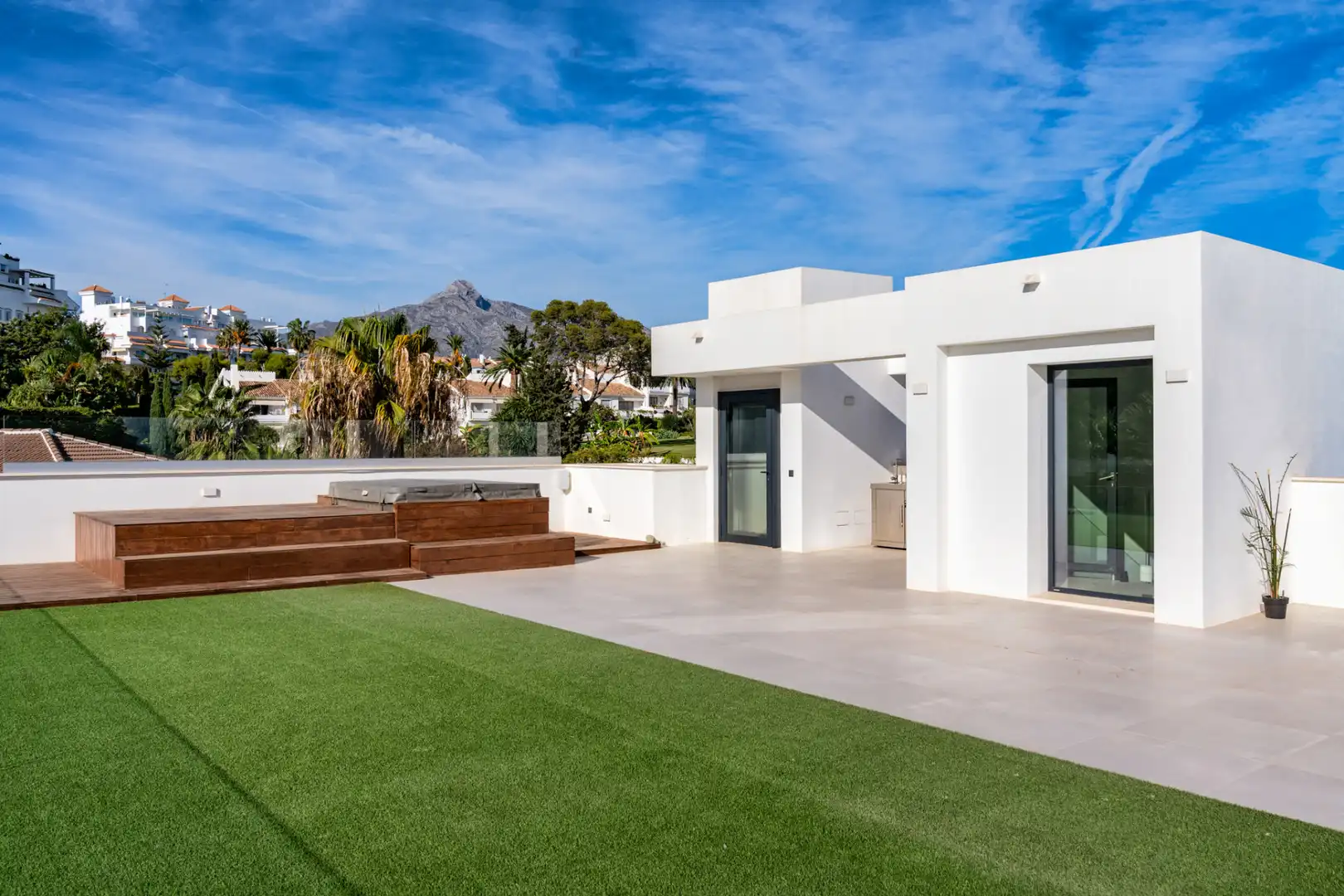 Haus mit Pool zum Verkauf in Nueva Andalucía, imagen 40