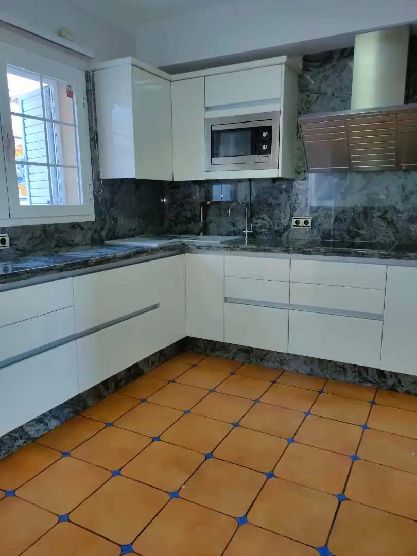 Cocina de Casa o chalet en venta en Caleta de Vélez