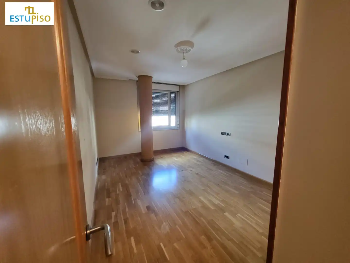 Flat for rent in León Capital   with Balcony