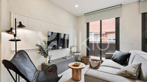 Foto 4 de Apartament de lloguer a Carrer de Morales, Barri de les Corts, Barcelona