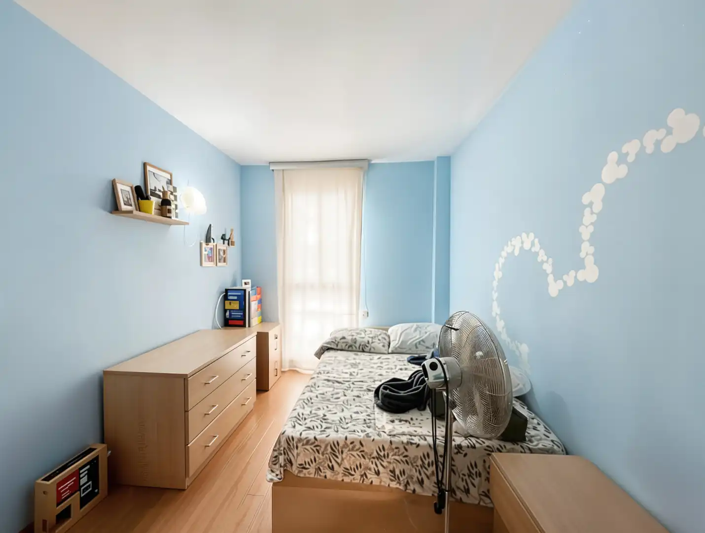 Schlafzimmer von Dachboden zum Verkauf in Barcelona mit Klimaanlage, Heizung und Terrasse