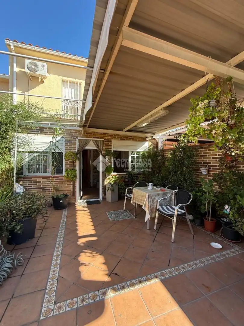 Semi-detached house for sale in Parque Coimbra, imagen 2