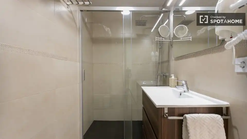 Wohnung zur Miete in Quatre Carreres, imagen 5