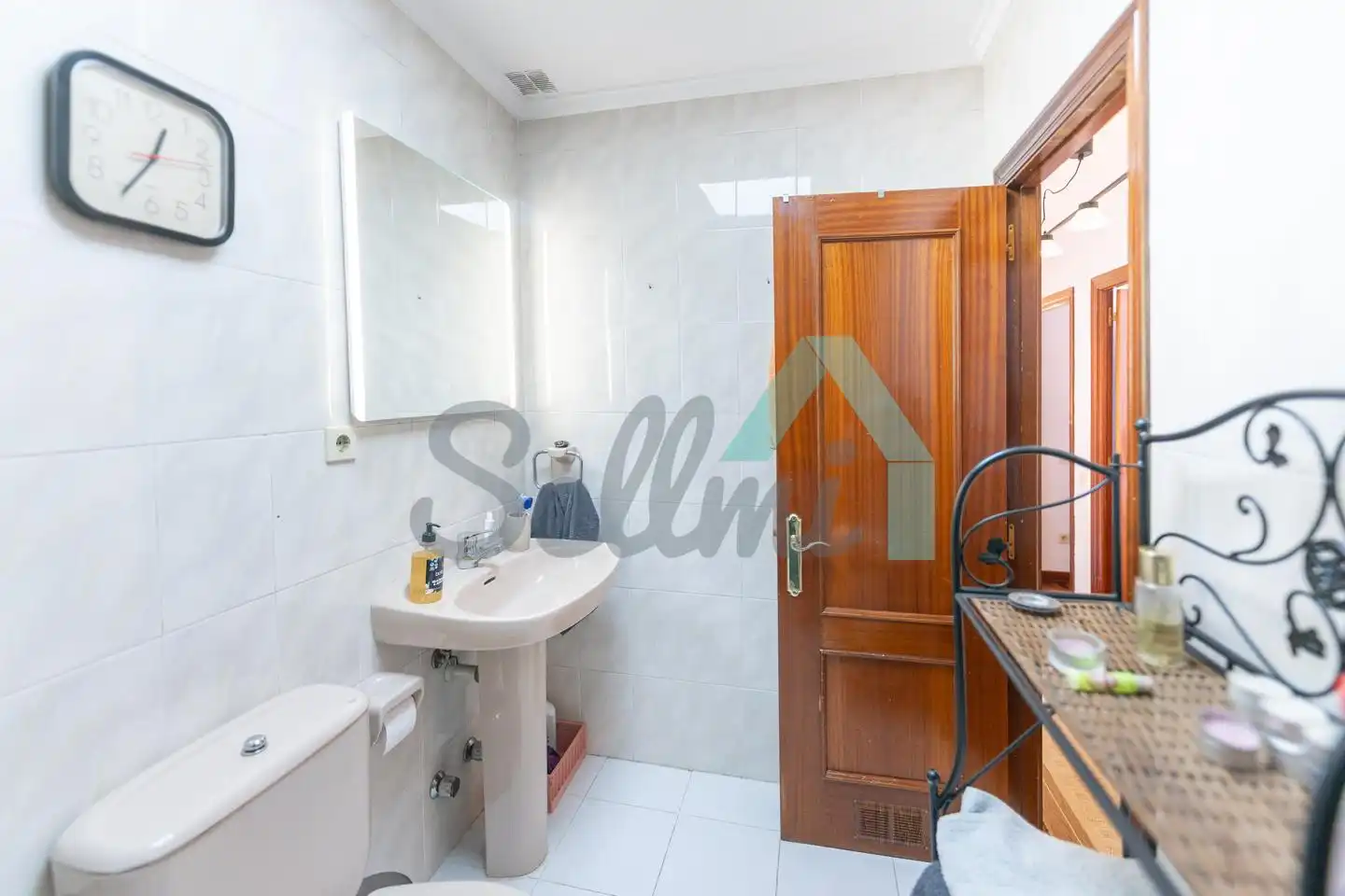 Badezimmer von Maisonette zur Miete in Oviedo  mit Heizung, Parkett und Terrasse