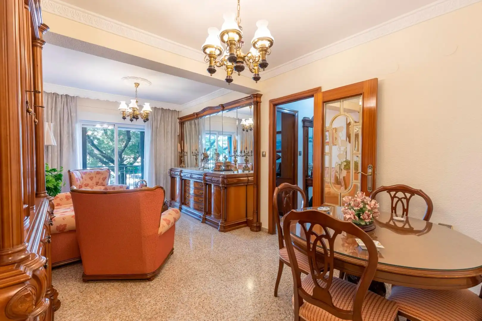 Dining room of Flat for sale in Granada  with Air Conditioner, Heating and TV