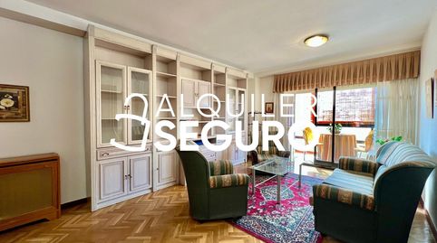 Foto 2 de Pis de lloguer a Catamarán , Alameda de Osuna, Madrid Capital