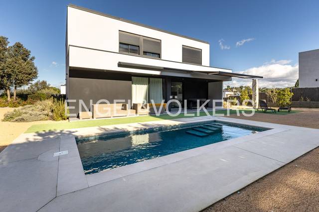 Casa-chalet en Alquiler en Valldoreix