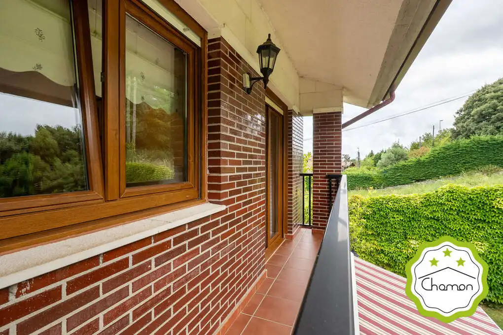 Balcony of Houses for sale in Castro-Urdiales  with Heating and Furnished