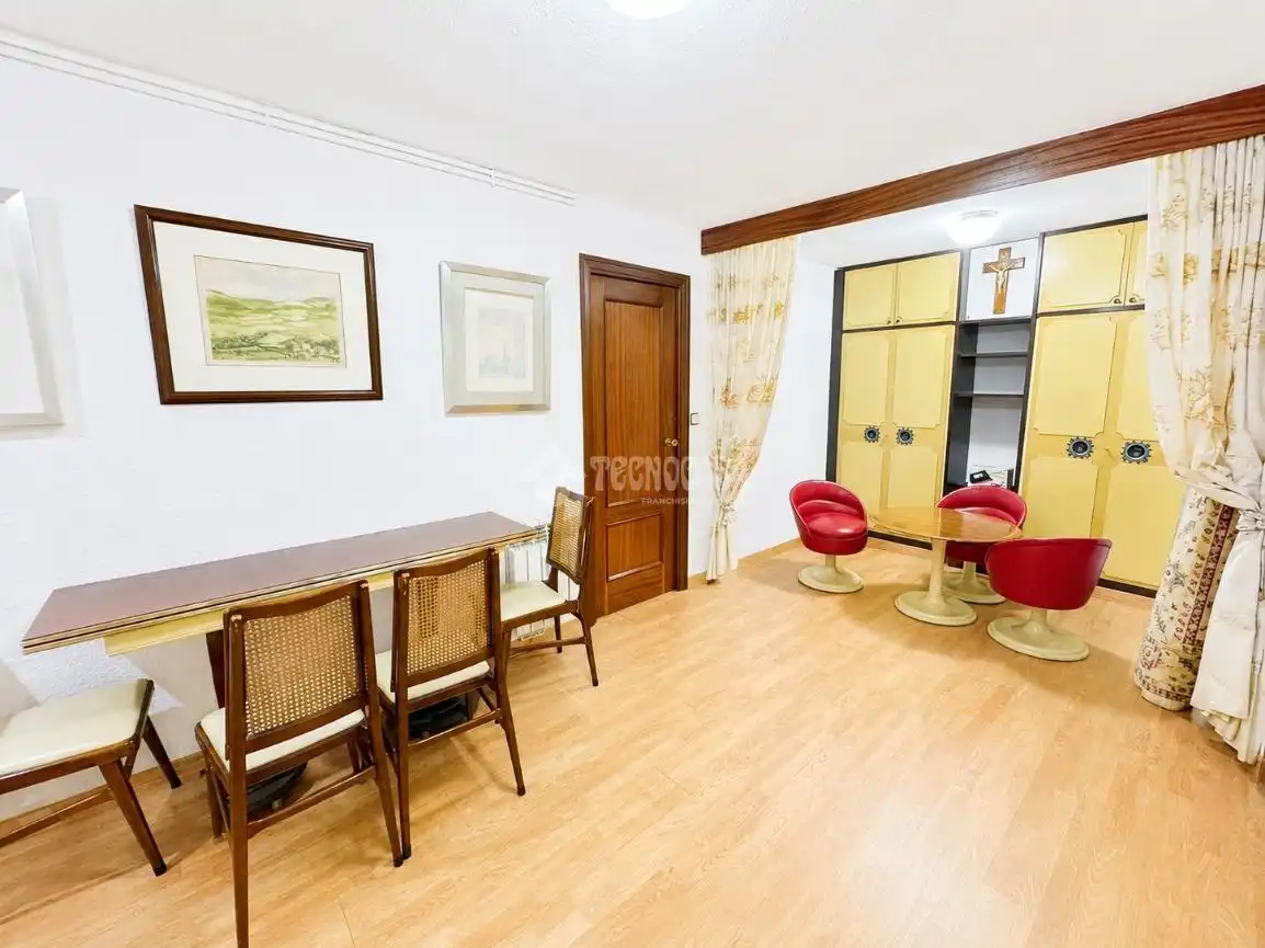 Habitación de Piso en venta en Madrid con Aire acondicionado, Calefacción y Terraza