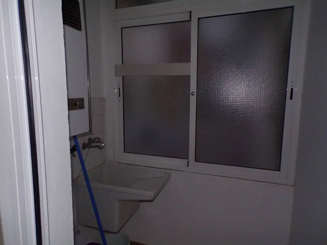 Bany de Pis en venda en Figueres amb Balcó