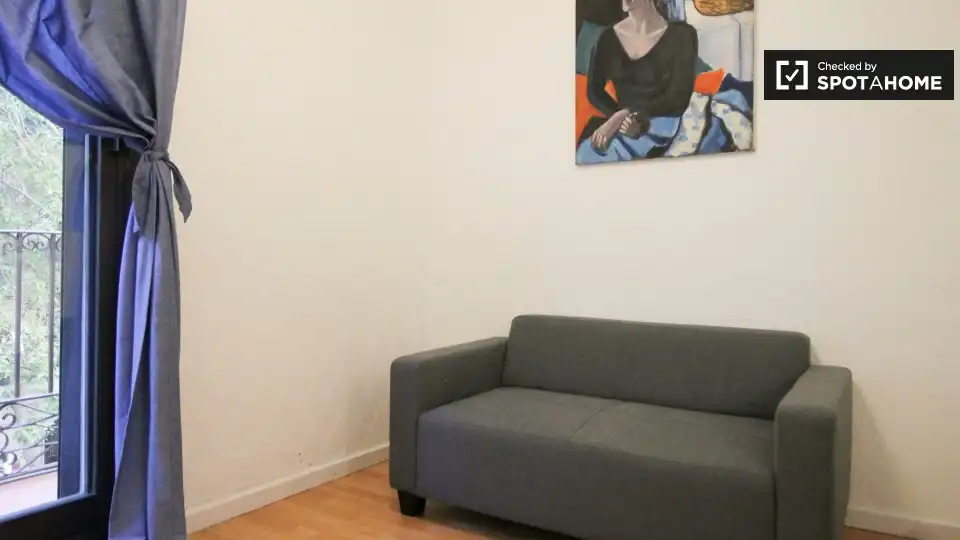 Sala de estar de Apartamento para compartir en Barcelona con Aire acondicionado, Calefacción y Terraza