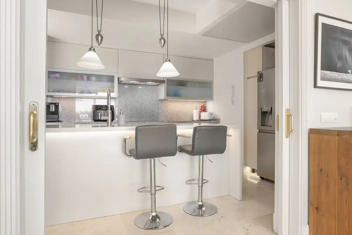 Cocina de Casa o chalet en venta en Manilva con Aire acondicionado, Jardín privado y Terraza