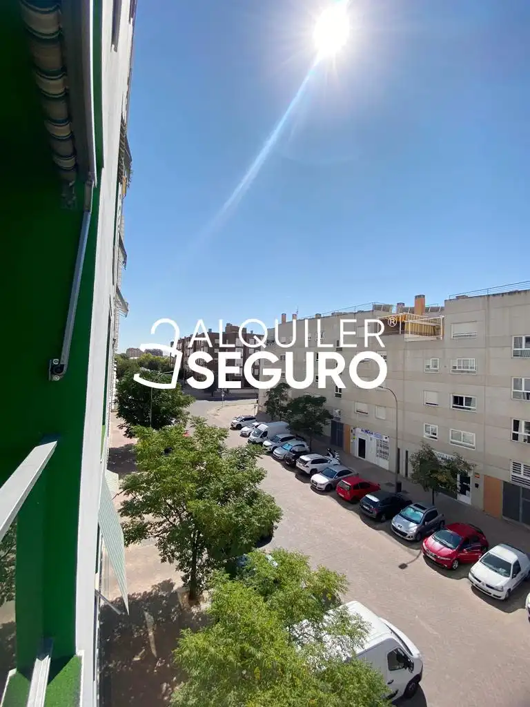 Exterior view of Flat for rent in Madrid  with Air Conditioner, Heating and Terrace