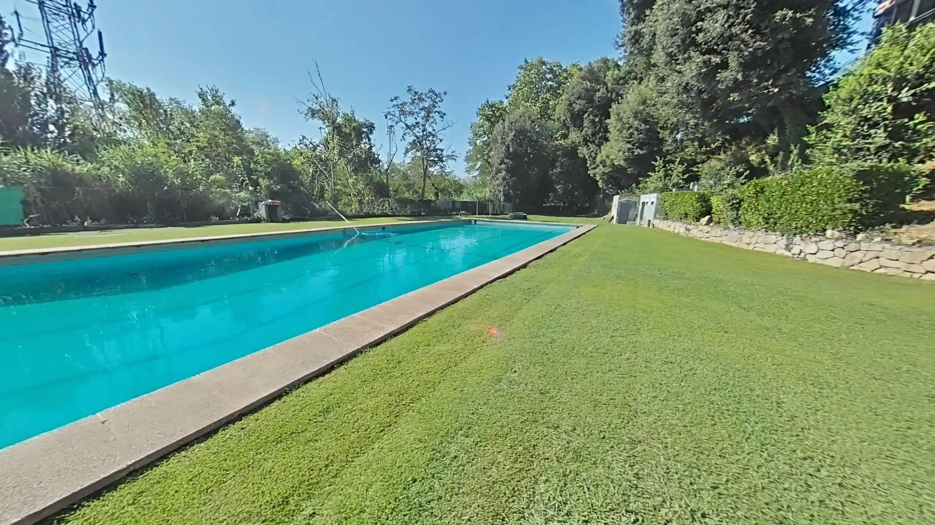Piscina de Pis en venda en La Roca del Vallès amb Aire condicionat, Calefacció i Jardí privat