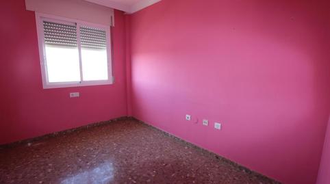 Foto 4 de Piso en venta en C/ Carlos Cano, Capuchinos - Los Olivos, Vélez-Málaga