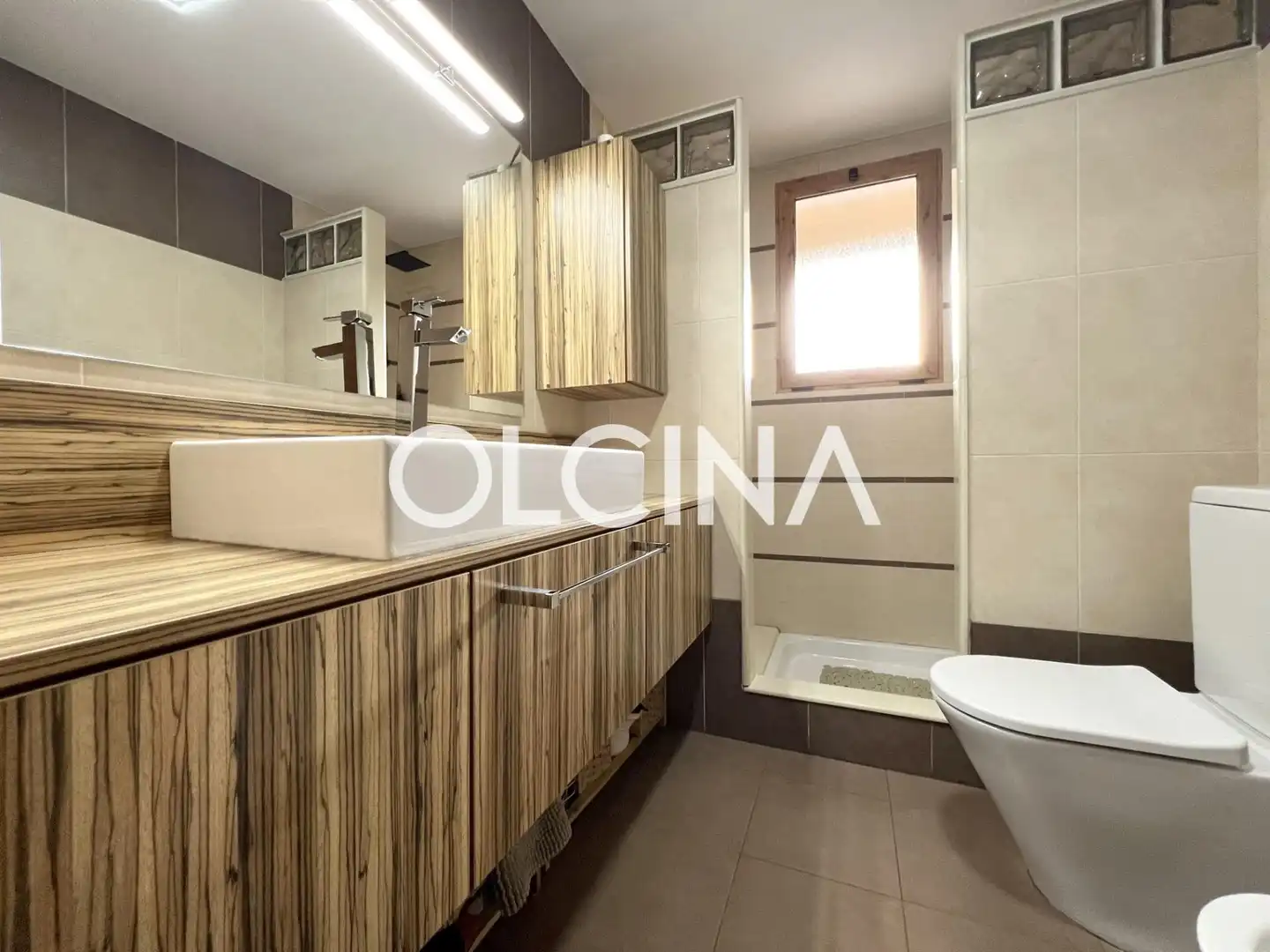 Baño de Casa adosada en venta en Ibi con Aire acondicionado, Terraza y Trastero
