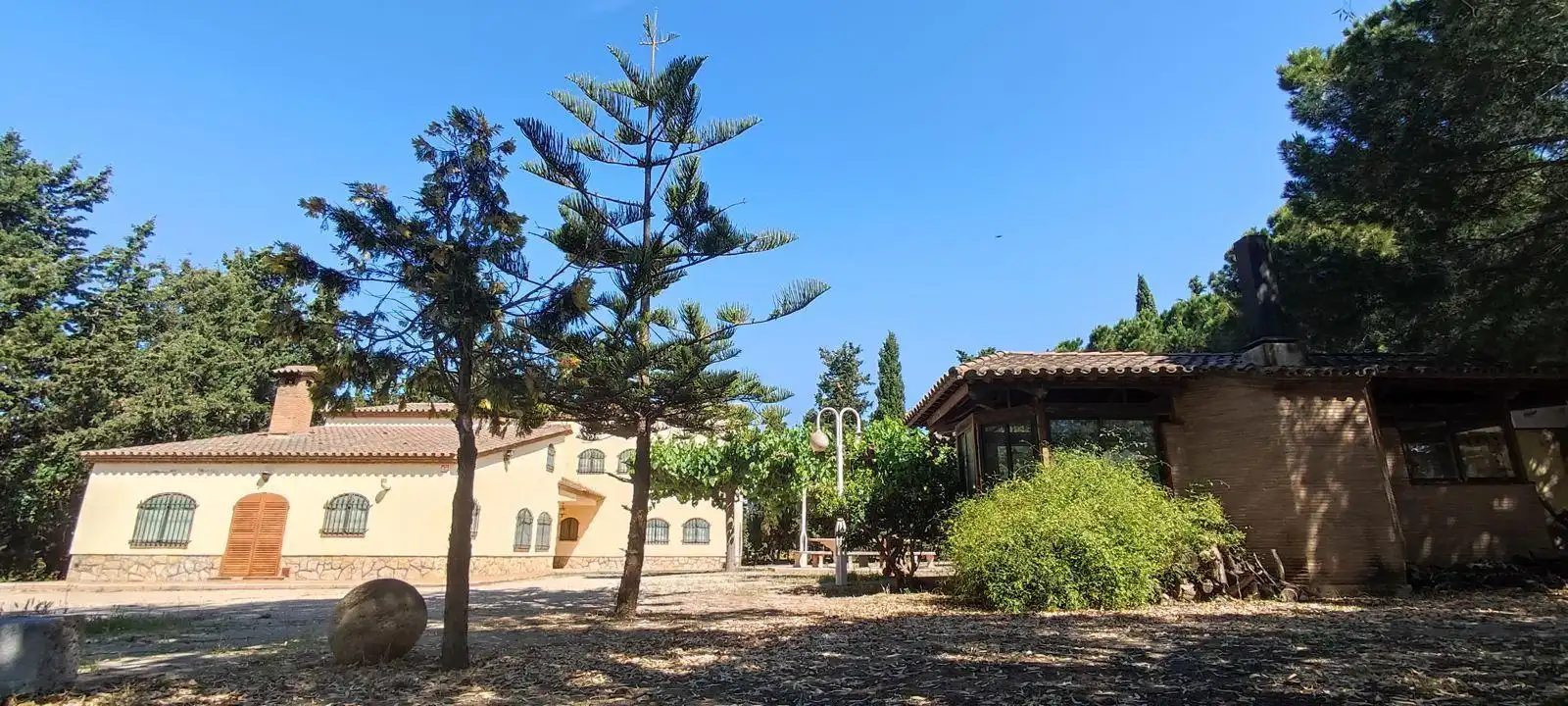 Vista exterior de Finca rústica en venda en Riudoms amb Calefacció, Jardí privat i Piscina