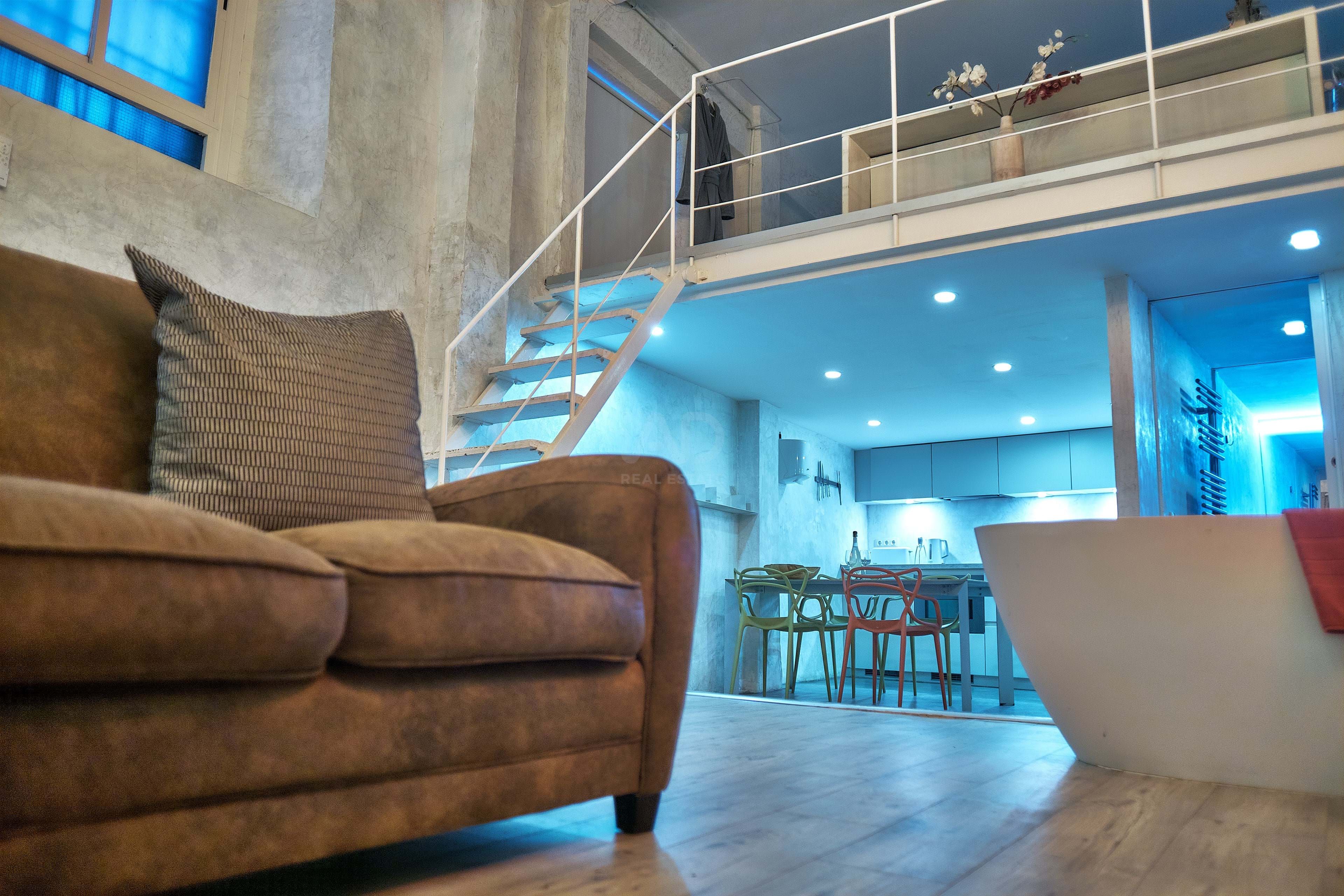 Living room of Loft for sale in  Barcelona Capital  with Air Conditioner and Heating