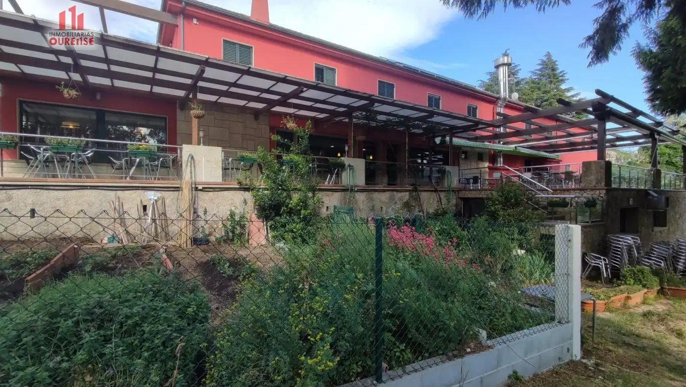 Edificio en venta en Nogueira de Ramuín