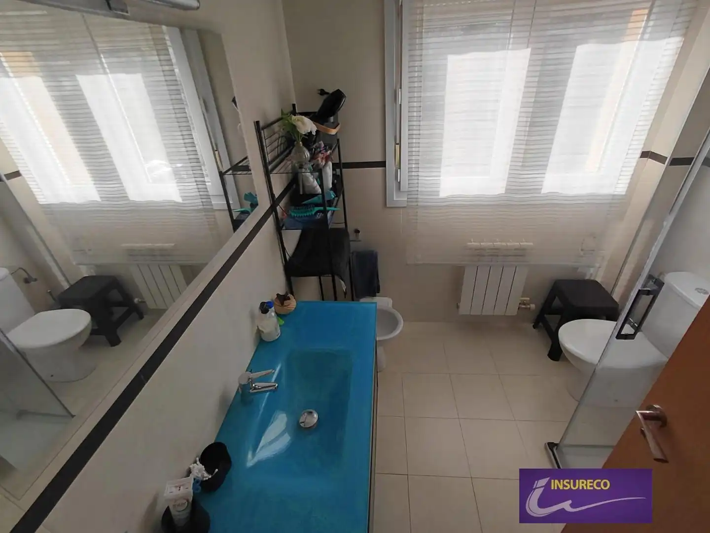 Baño de Casa adosada en venta en Valdefresno con Calefacción, Jardín privado y Terraza