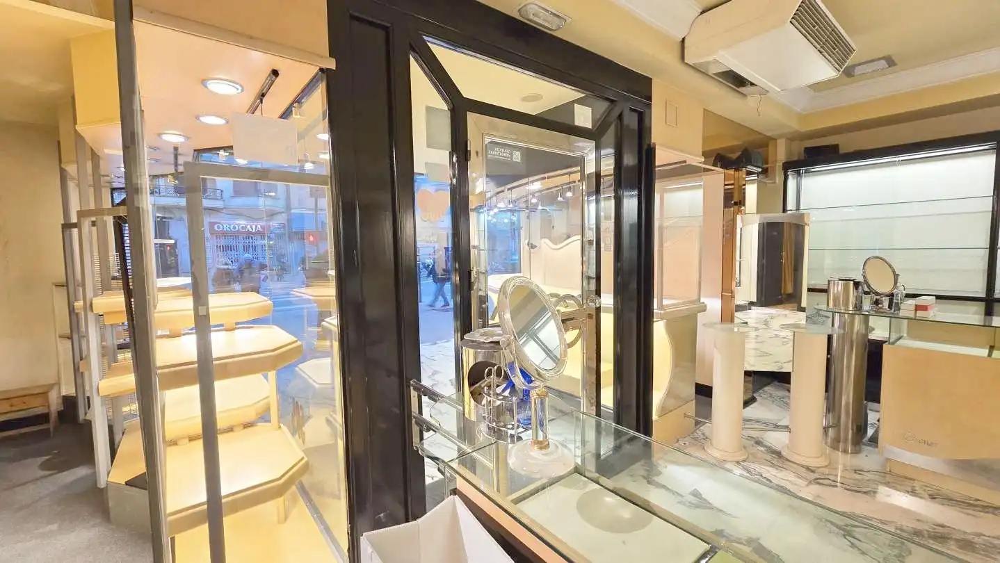 Business premises to rent in Centro - Mendibil - Santiago, imagen 10