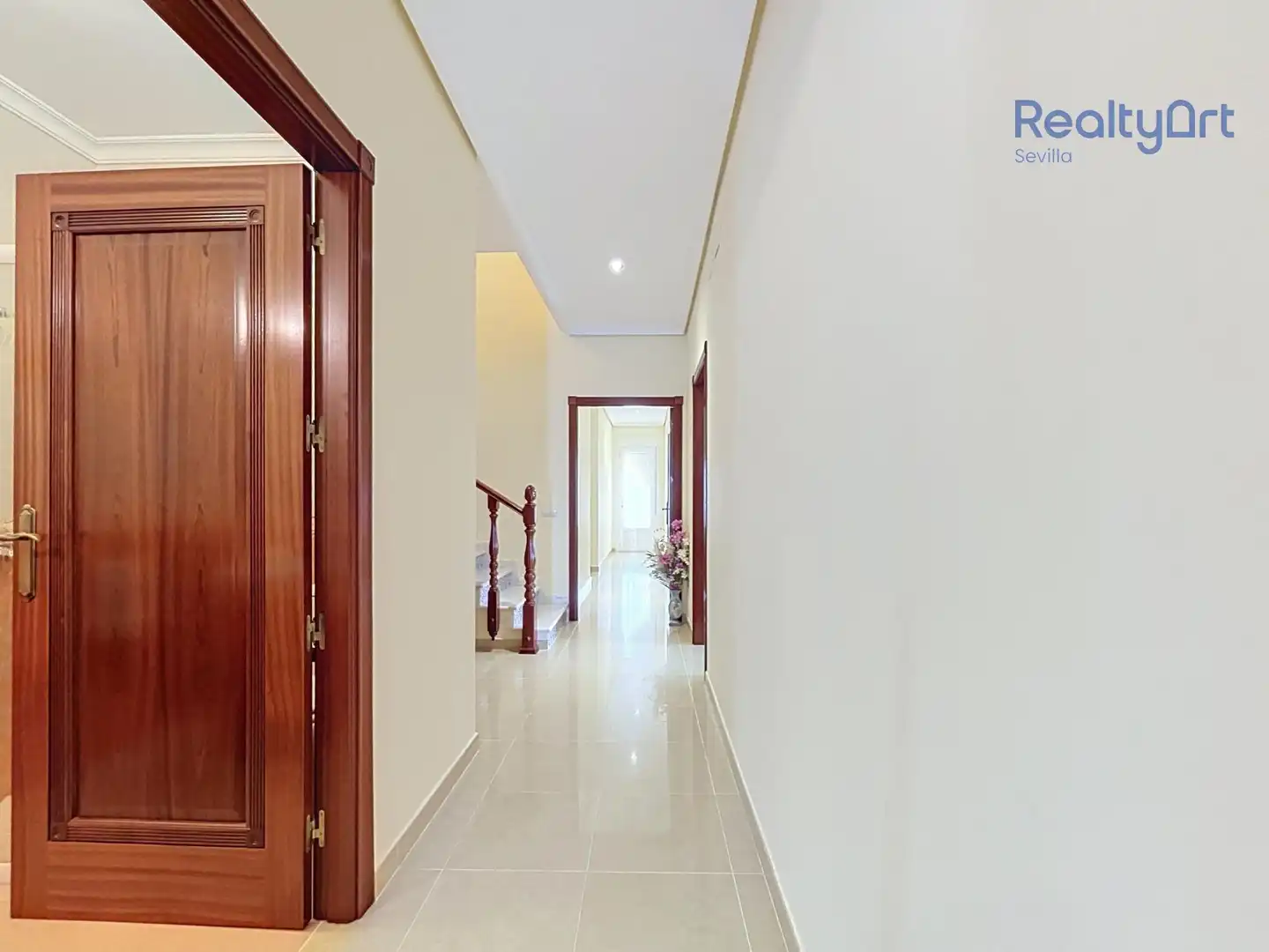 Houses for sale in Tomares  with Air Conditioner, Heating and Private garden