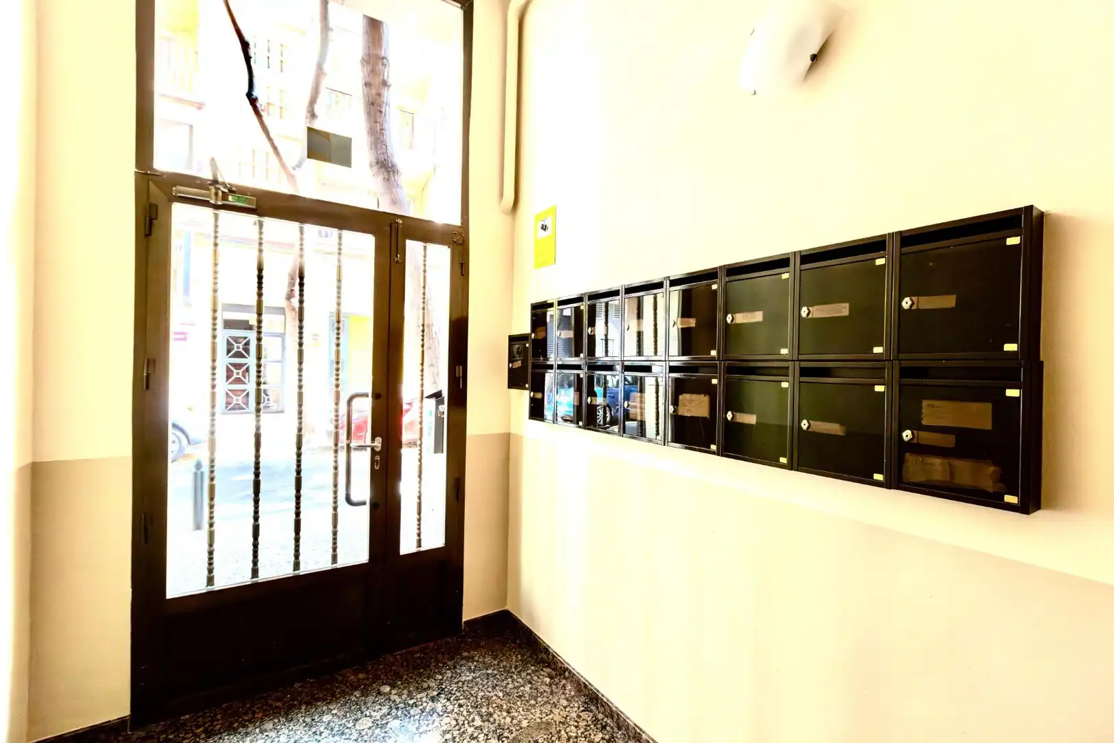 Piso en venta en Zaragoza con Calefacción, Terraza y Amueblado