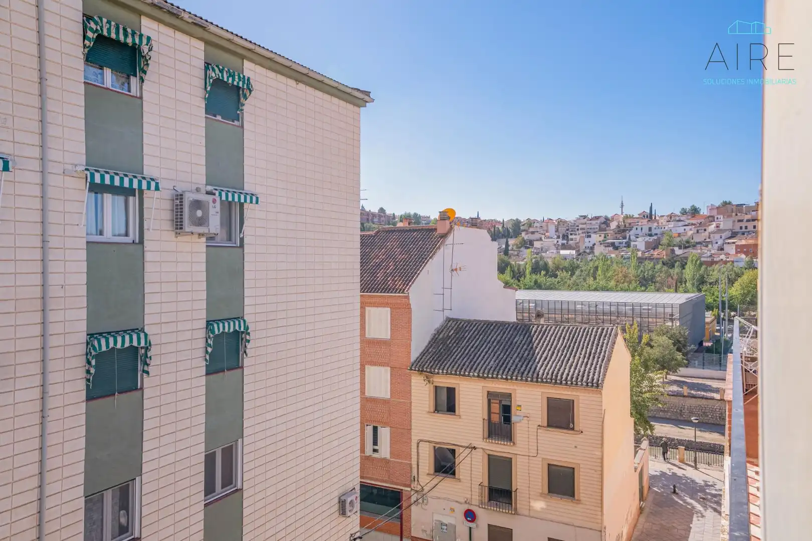 Vista exterior de Ático en venta en Granada con Terraza