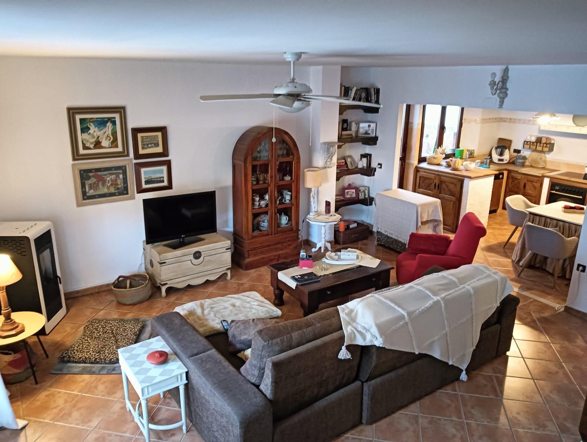 Casa adosada en venda a Alcolea