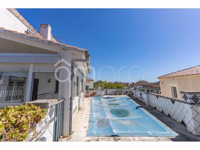 Vista exterior de Casa o xalet en venda en Els Pallaresos amb Jardí privat, Terrassa i Piscina