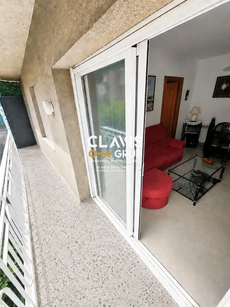 Außenansicht von Wohnung zum Verkauf in Barcelona mit Heizung, Terrasse und Möbliert