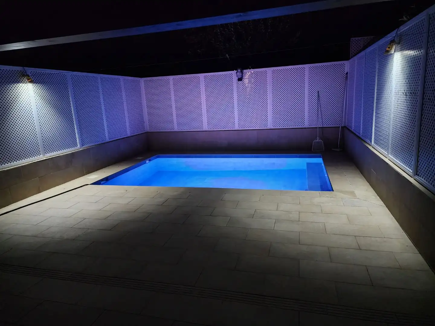 Piscina de Casa o xalet en venda en Montserrat - Parque Empresarial