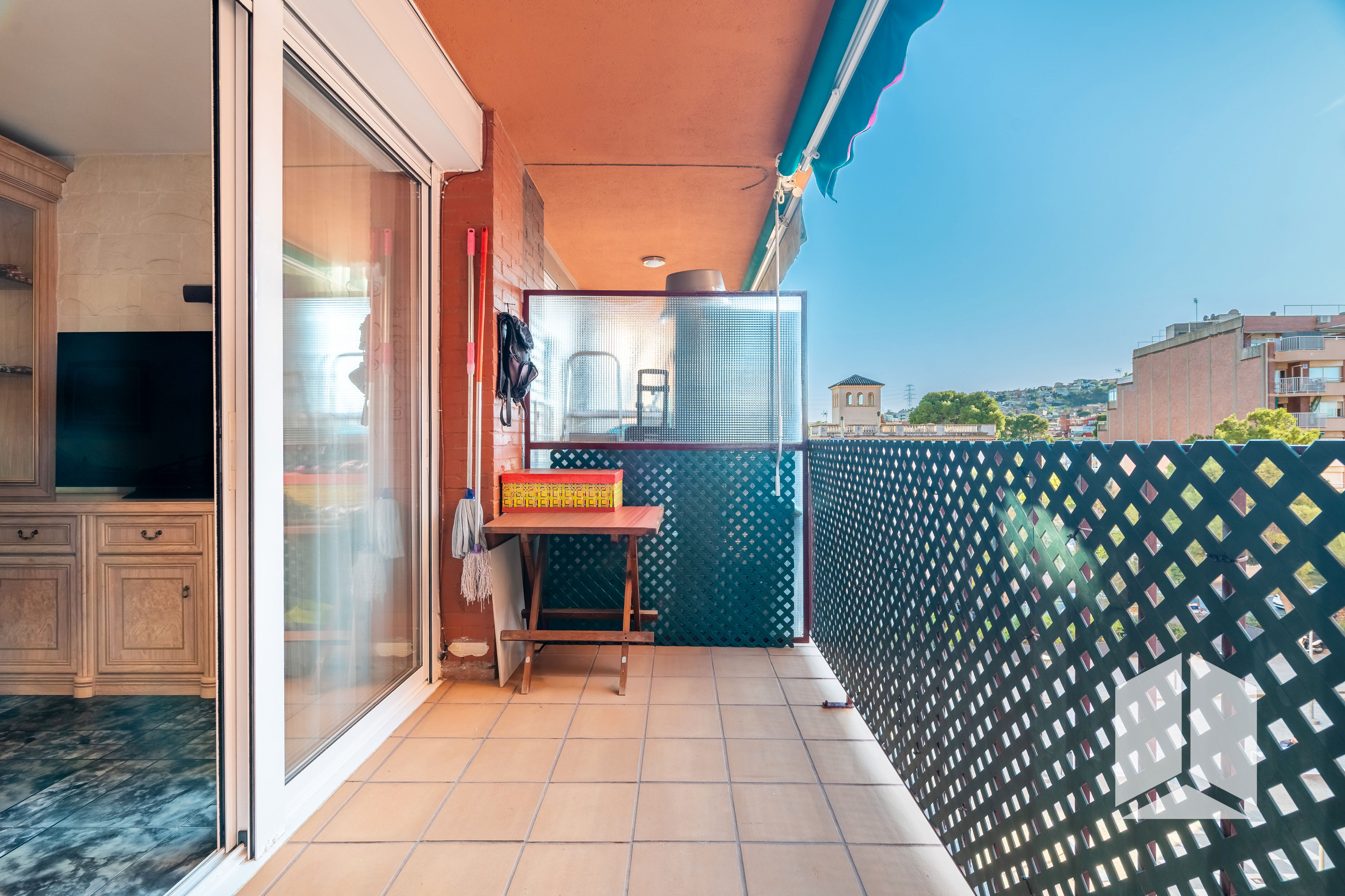 Terraza de Piso en venta en Sant Boi de Llobregat con Balcón