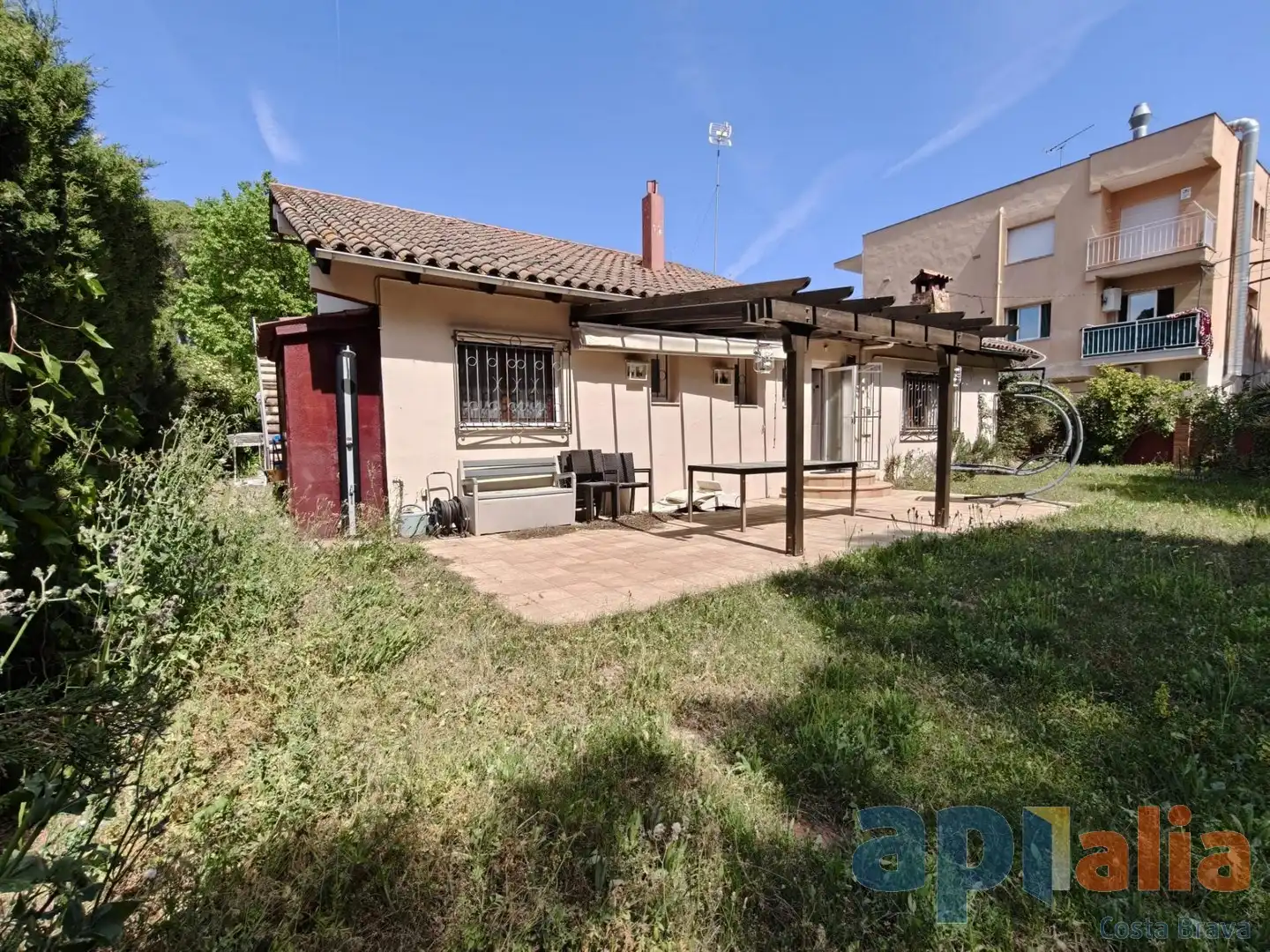 Casa amb jardí en venda a Avinguda de la Unió 39