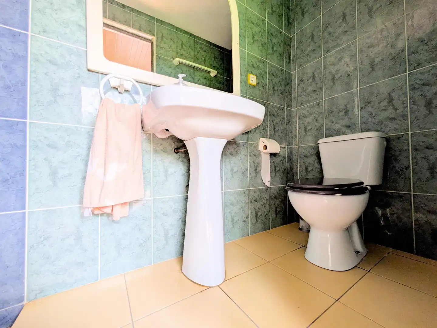 Bathroom of Houses for sale in Deltebre  with Air Conditioner and Private garden