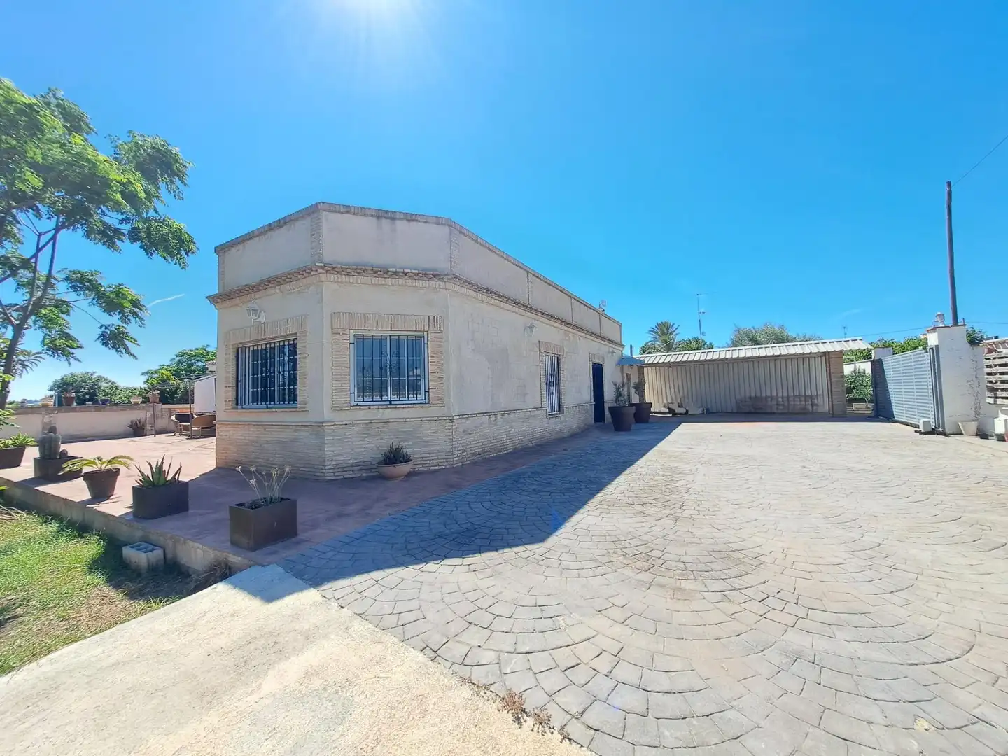 Exterior view of Country homes for sale in Benicull de Xúquer  with Air Conditioner, Heating and Private garden