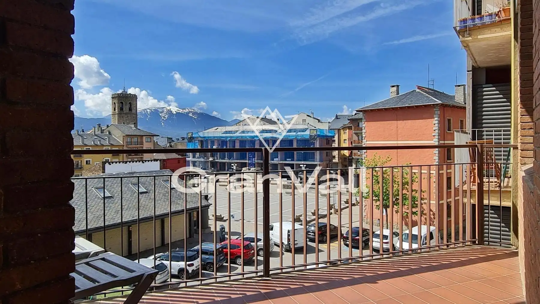 Terrassa de Apartament en venda en Puigcerdà amb Calefacció, Parquet i Terrassa