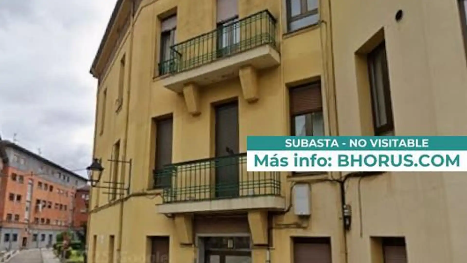 Außenansicht von Dachboden zum Verkauf in Langreo