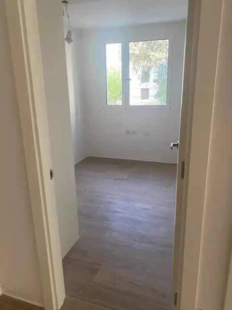 Piso de obra nueva con piscina en venta en Carrer d'Álvarez 25, imagen 2