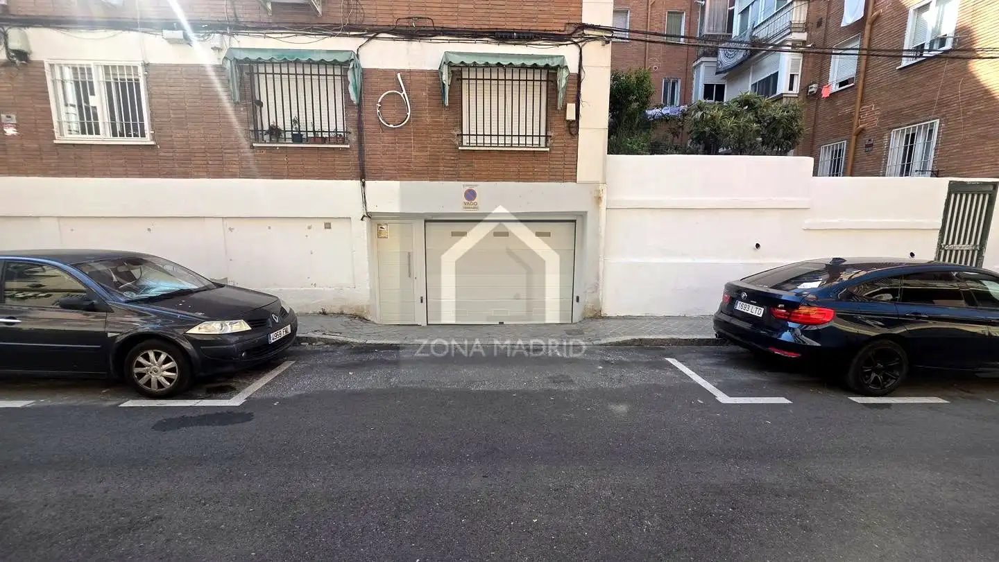 Parking de Trastero en venta en Madrid