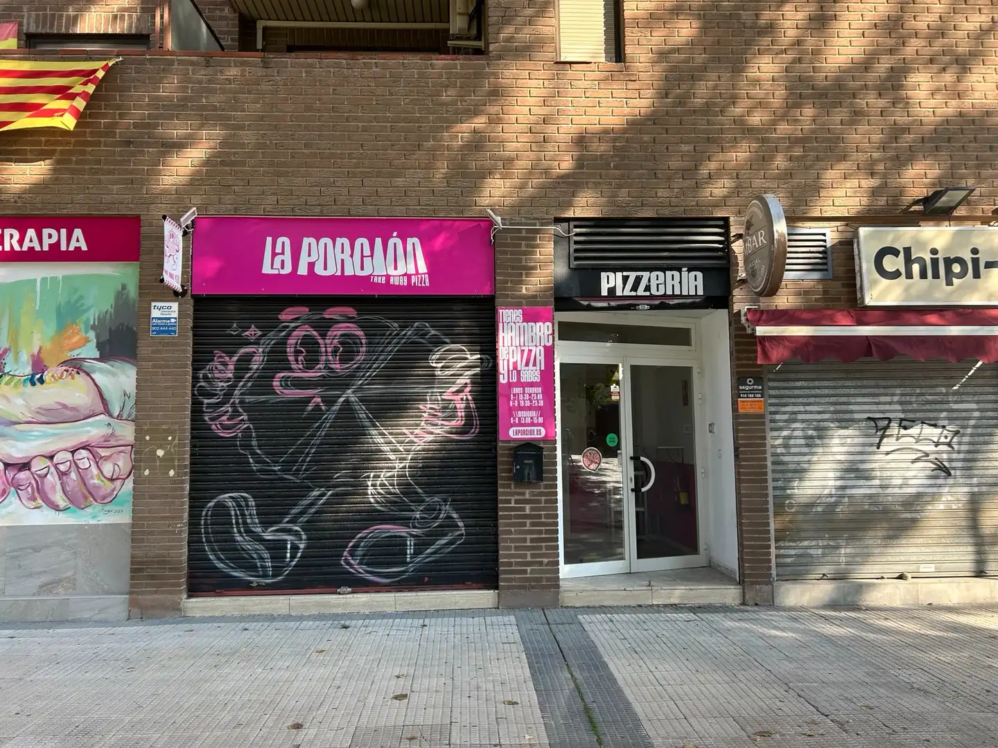 Local comercial en traspaso en Calle de Luis Cernuda 8, imagen 2