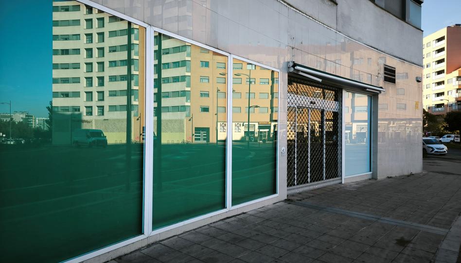 Photo 1 of Premises to rent in Avenida Zabalgana, Ariznabarra, Araba - Álava