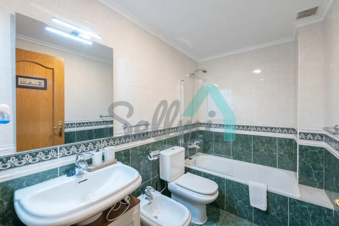 Wohnung zur Miete in San Isidoro, Casco Histórico