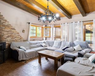 Sala d'estar de Casa o xalet en venda en Torrent amb Aire condicionat, Calefacció i Jardí privat